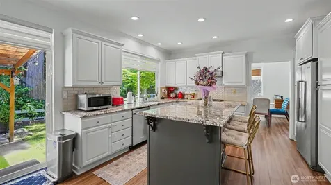 17337 SE 185th Place Renton WA 98058