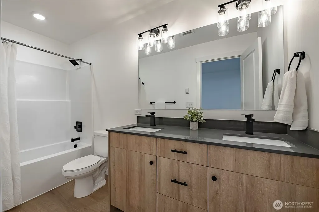 3005 Cedar View Way Blaine WA 98230