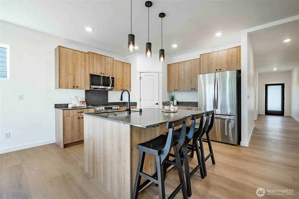 3005 Cedar View Way Blaine WA 98230