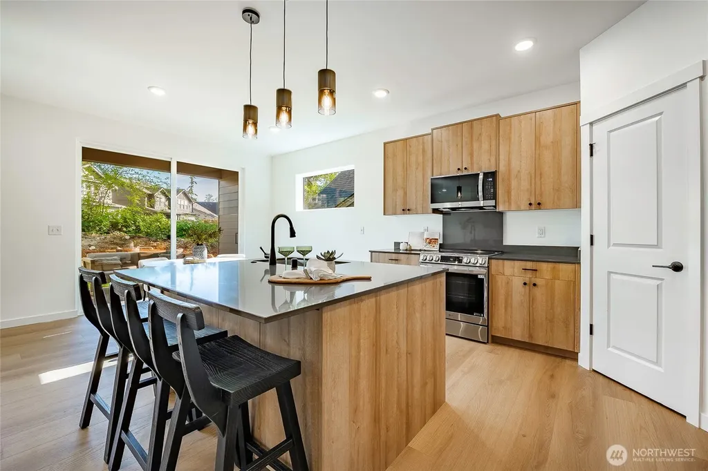 3005 Cedar View Way Blaine WA 98230