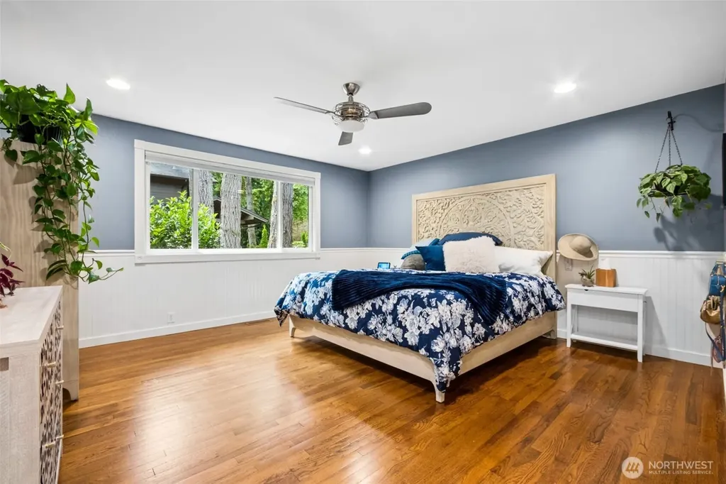 501 SE Sycamore Place Issaquah WA 98027