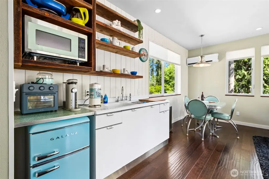 501 SE Sycamore Place Issaquah WA 98027