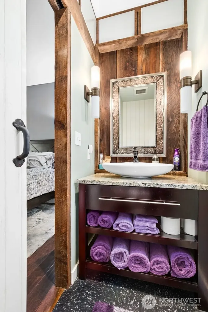 501 SE Sycamore Place Issaquah WA 98027