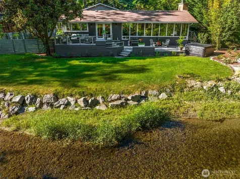 501 SE Sycamore Place Issaquah WA 98027