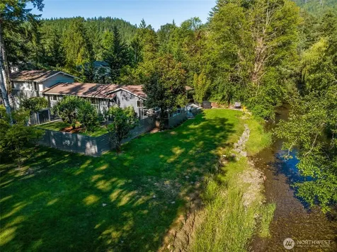 501 SE Sycamore Place Issaquah WA 98027