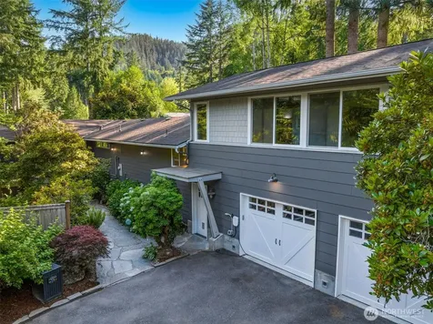 501 SE Sycamore Place Issaquah WA 98027