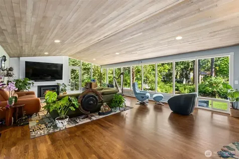 501 SE Sycamore Place Issaquah WA 98027