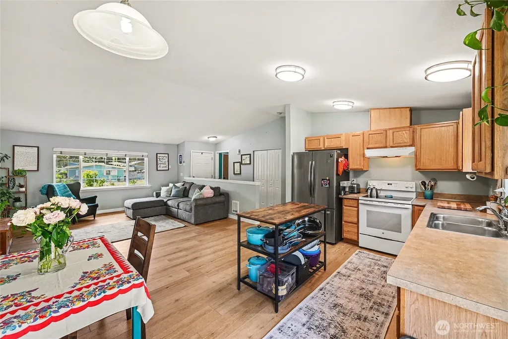 25413 31st Avenue E Spanaway WA 98387