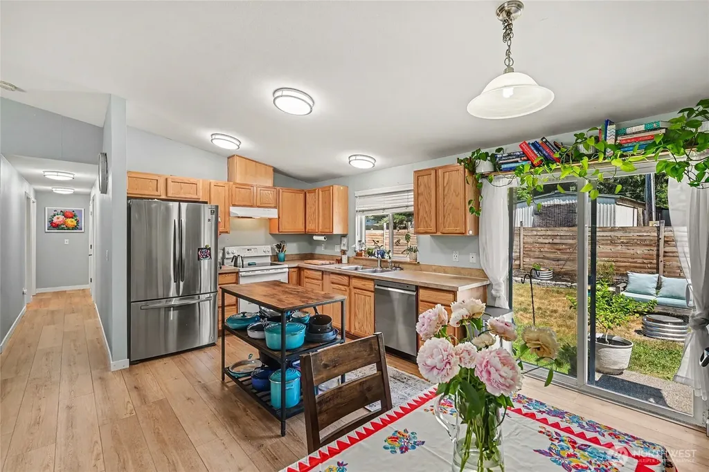 25413 31st Avenue E Spanaway WA 98387