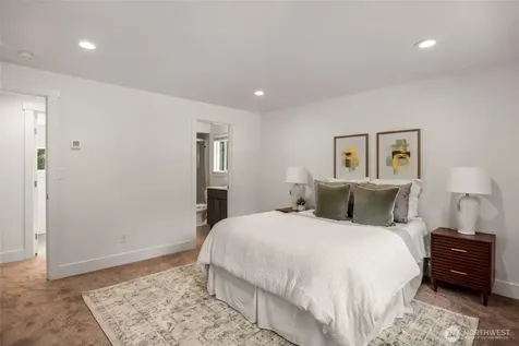 21604 78th Avenue SE Woodinville WA 98072