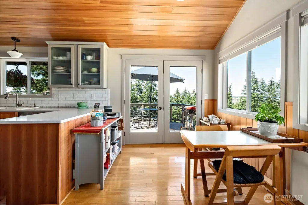 1045 NE Summit Loop Coupeville WA 98239
