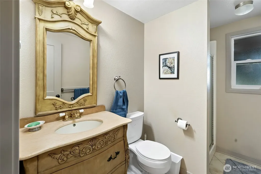 1045 NE Summit Loop Coupeville WA 98239