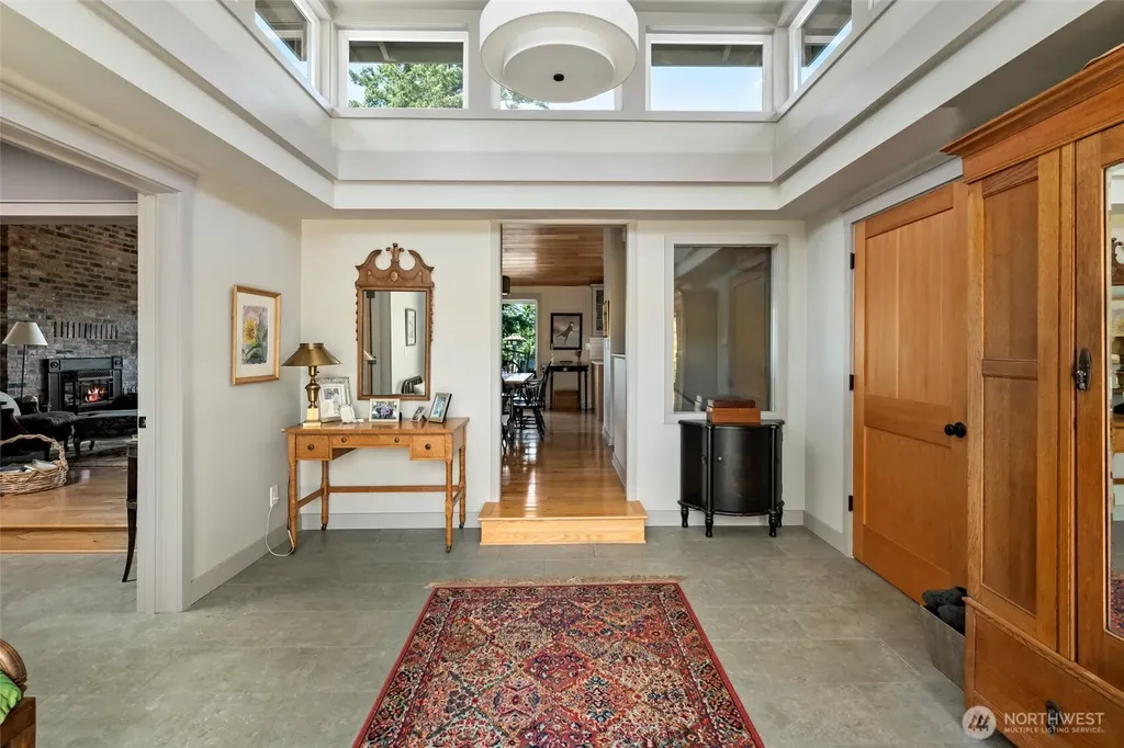 1045 NE Summit Loop Coupeville WA 98239