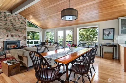 1045 NE Summit Loop Coupeville WA 98239