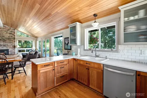 1045 NE Summit Loop Coupeville WA 98239