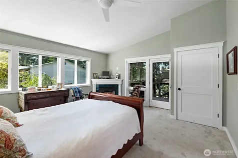 1045 NE Summit Loop Coupeville WA 98239