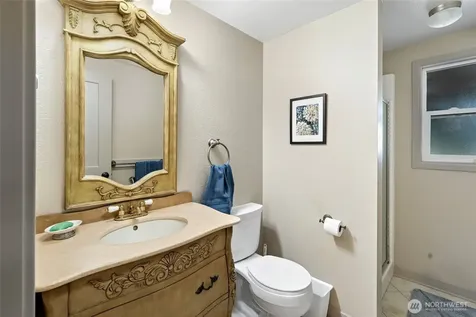 1045 NE Summit Loop Coupeville WA 98239