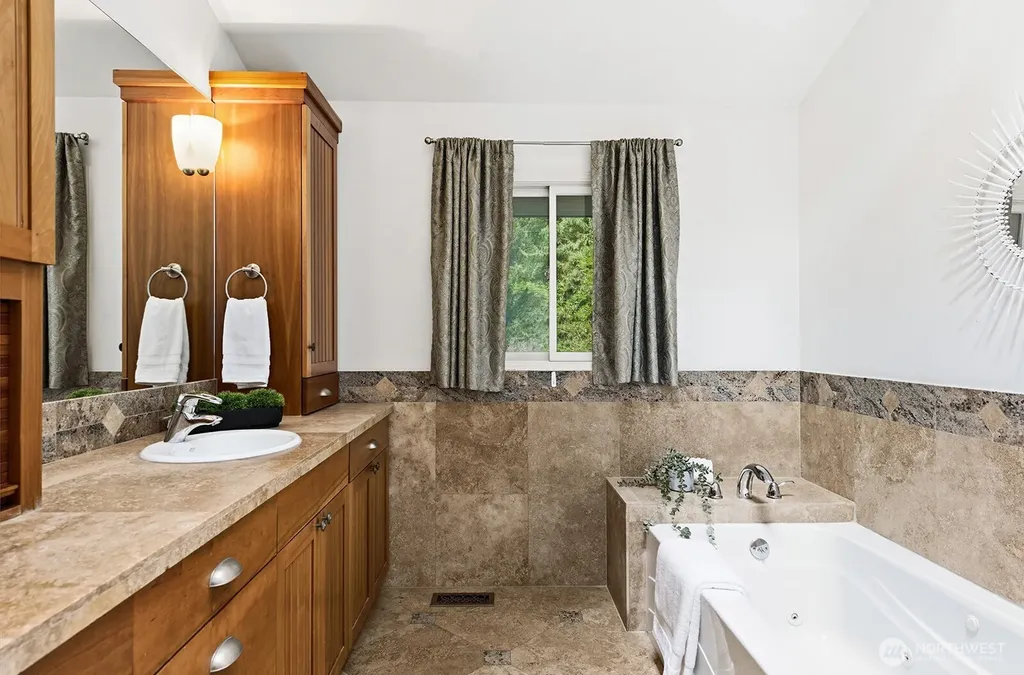 3820 E Ames Lake Drive NE Redmond WA 98053