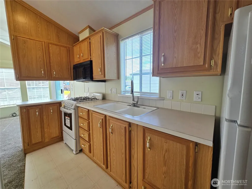 200021 Highway 101 Beaver WA 98305