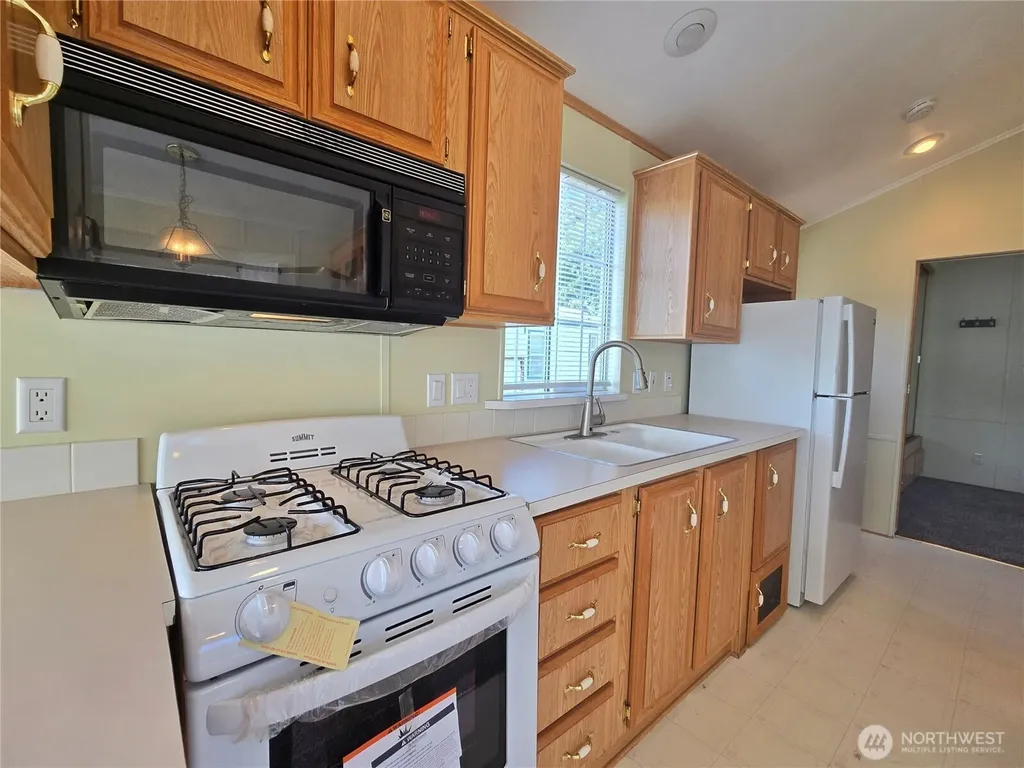 200021 Highway 101 Beaver WA 98305