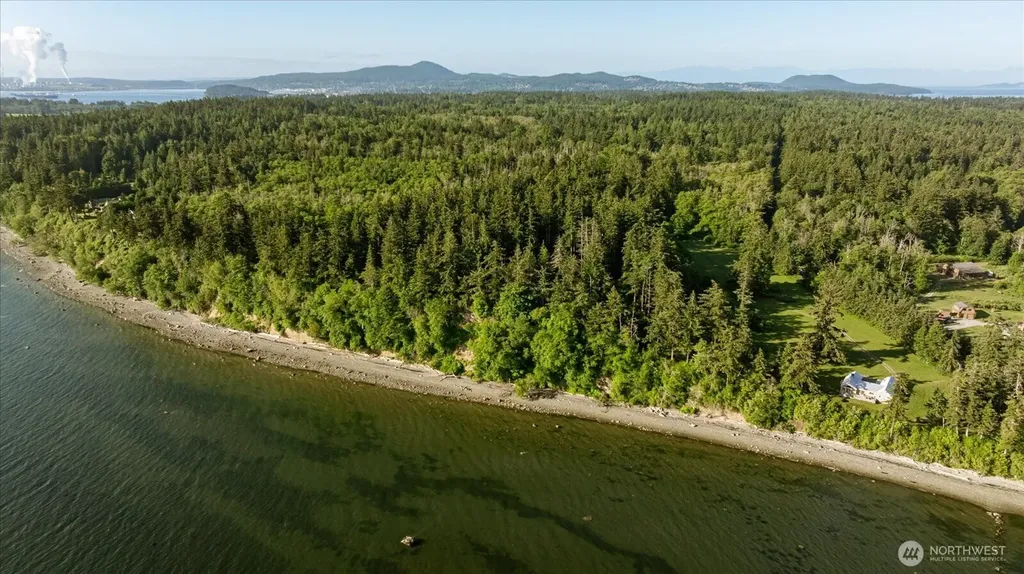 5837 Ambleside Loop Anacortes WA 98221