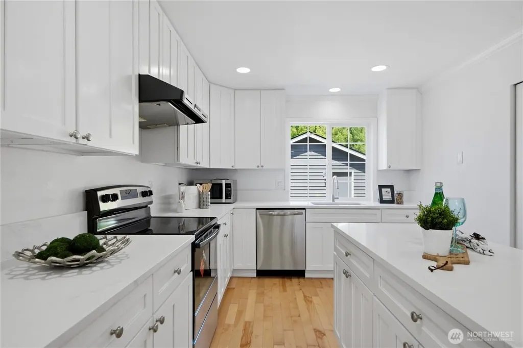22364 NE 101st Place Redmond WA 98053