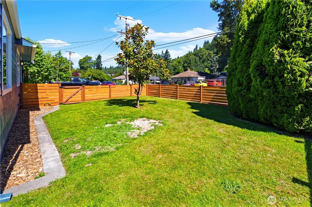 3533 SE 6th Street Renton WA 98058