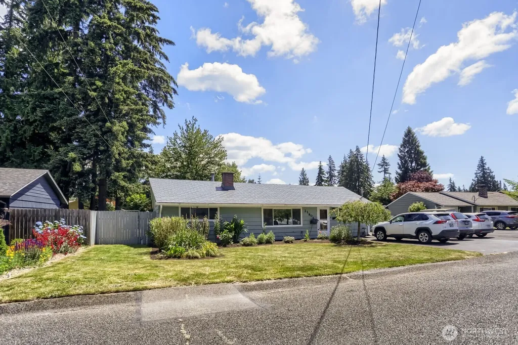 21801 51st Avenue W Mountlake Terrace WA 98043