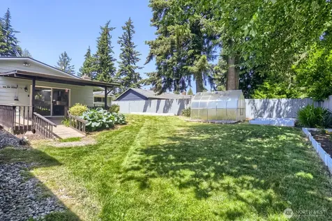 21801 51st Avenue W Mountlake Terrace WA 98043