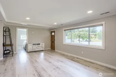 21801 51st Avenue W Mountlake Terrace WA 98043
