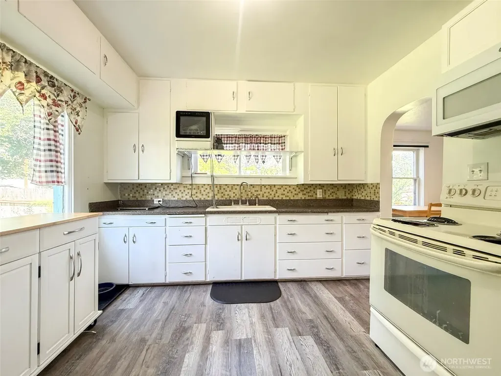 514 Ash Street S Omak WA 98841