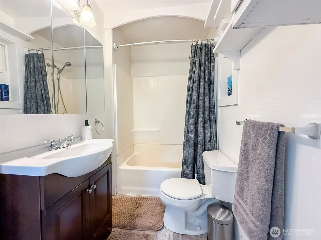 514 Ash Street S Omak WA 98841