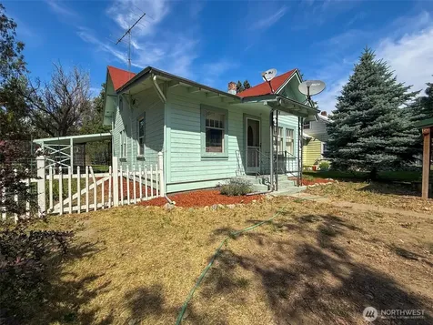 514 Ash Street S Omak WA 98841
