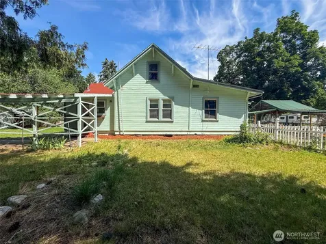 514 Ash Street S Omak WA 98841