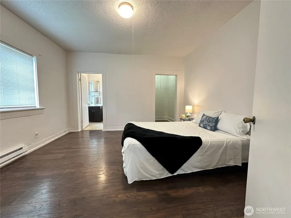 1320 3rd Street Cosmopolis WA 98537