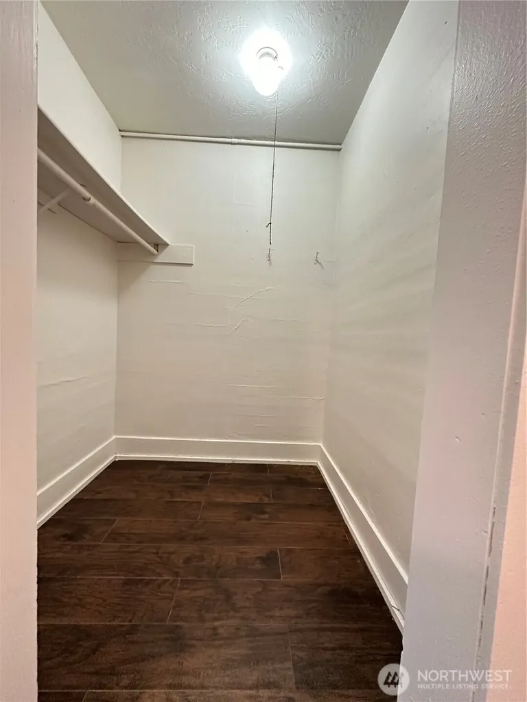 1320 3rd Street Cosmopolis WA 98537