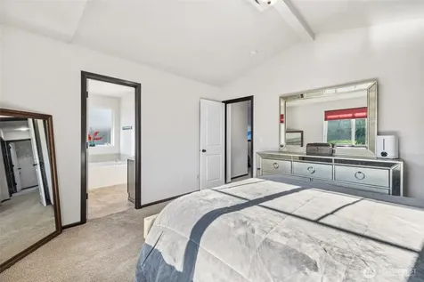 11625 10th Place W Everett WA 98204