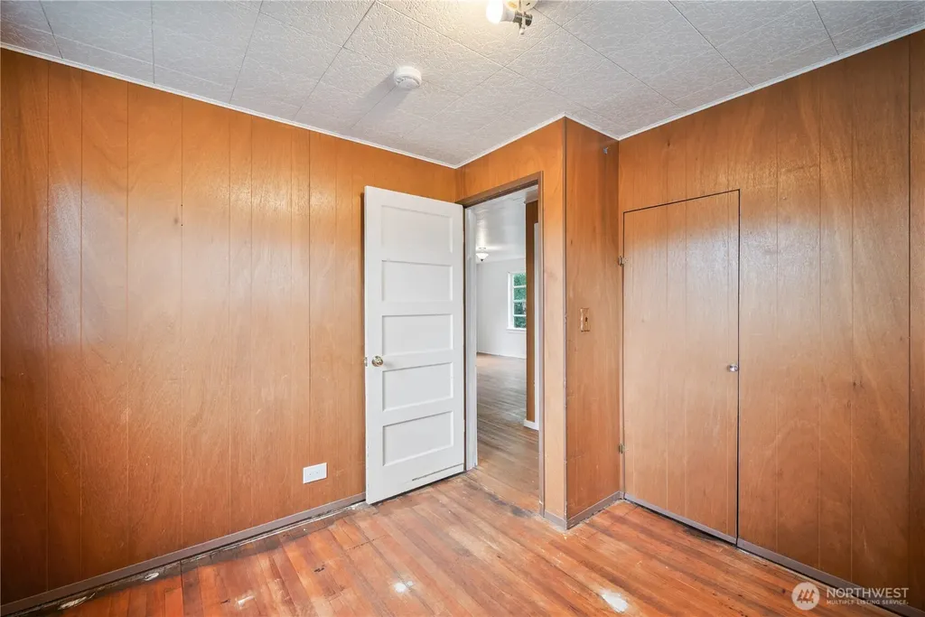 1158 10th Avenue Longview WA 98632