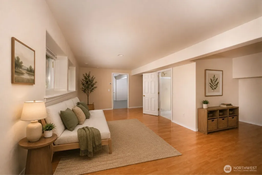7023 Columbia Avenue Clinton WA 98236