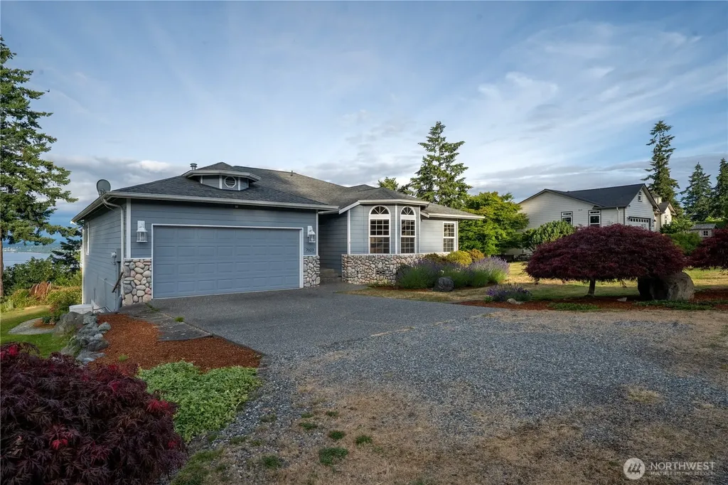 7023 Columbia Avenue Clinton WA 98236