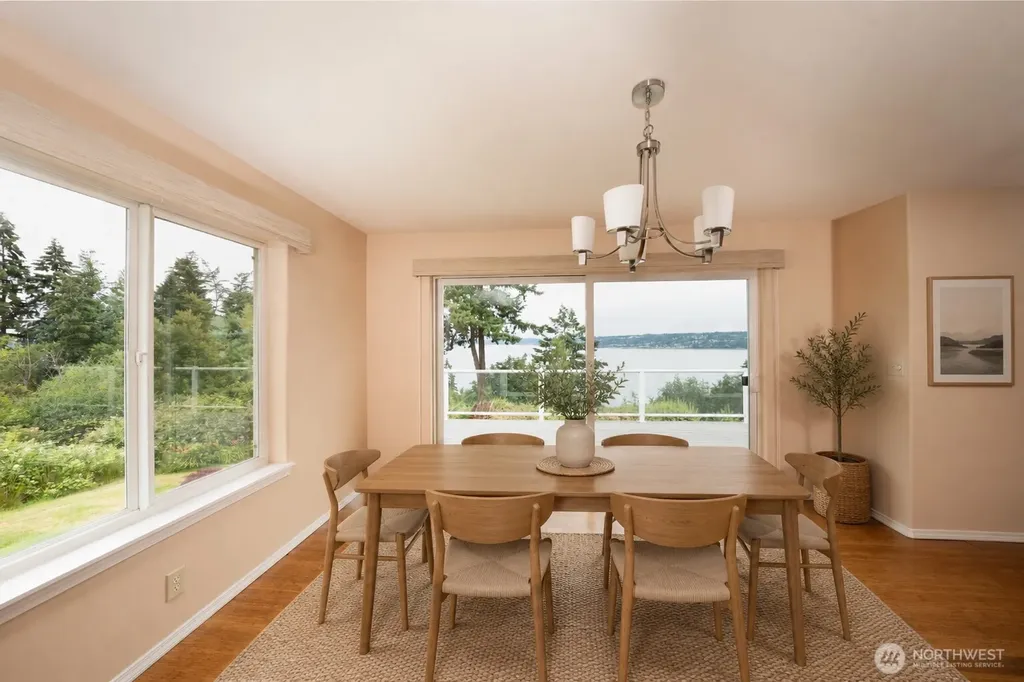 7023 Columbia Avenue Clinton WA 98236