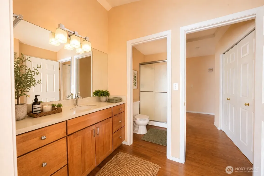 7023 Columbia Avenue Clinton WA 98236