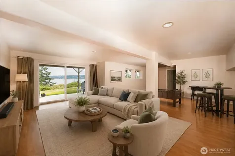 7023 Columbia Avenue Clinton WA 98236