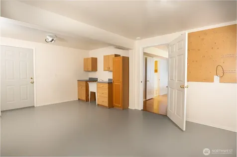 7023 Columbia Avenue Clinton WA 98236