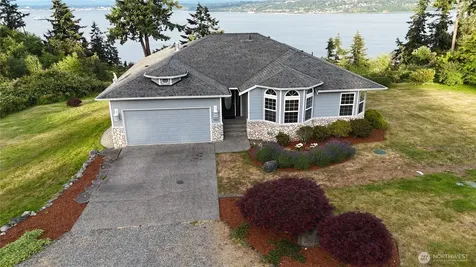 7023 Columbia Avenue Clinton WA 98236