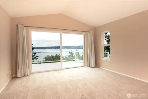 7023 Columbia Avenue Clinton WA 98236