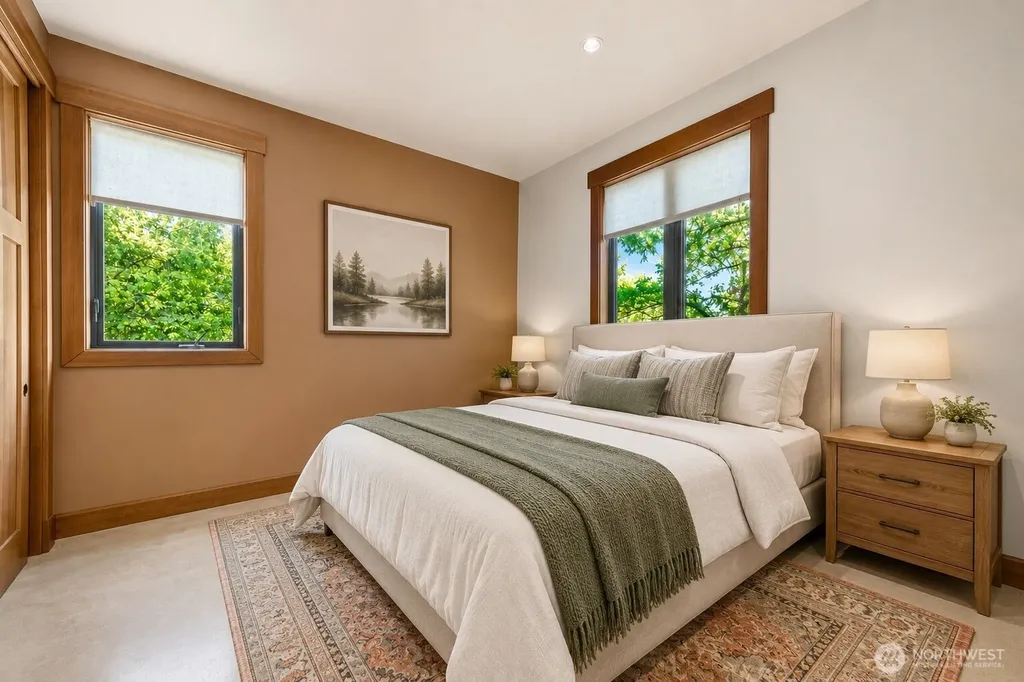 516 1st Street Steilacoom WA 98388