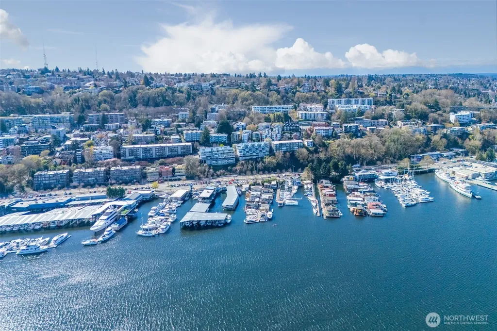 2400 8th Avenue N Seattle WA 98109