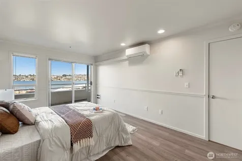 2400 8th Avenue N Seattle WA 98109