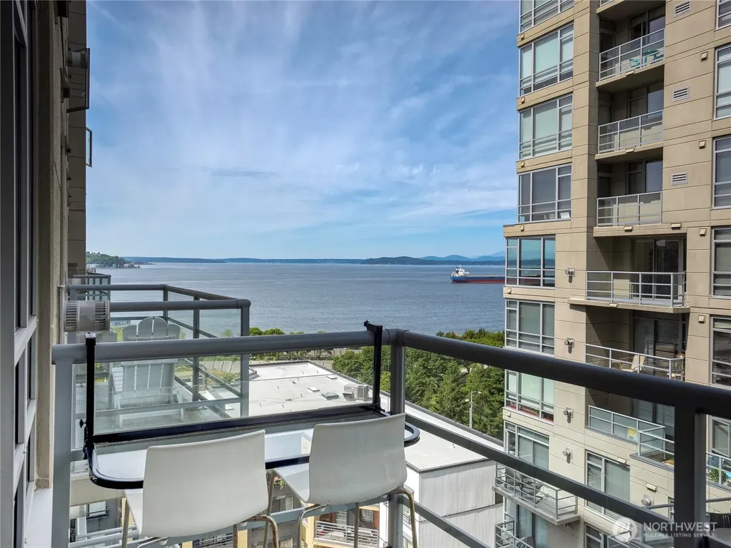 2929 1st Avenue Seattle WA 98121